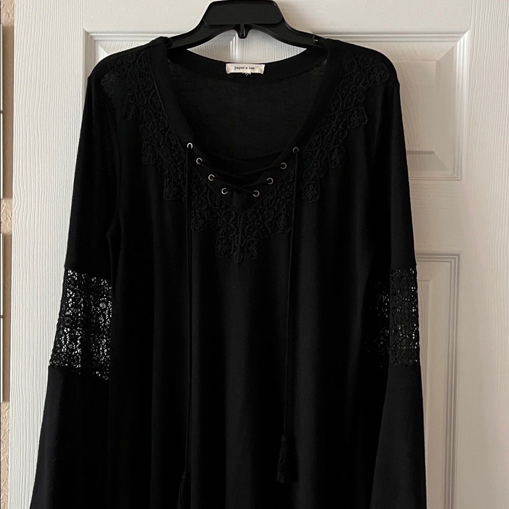 Woman’s pepper + tee Boho Top